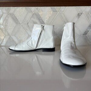 Jeffree Campbell Size 7.5 Patent White Ankle Boot Zipper Black Sole Gretta